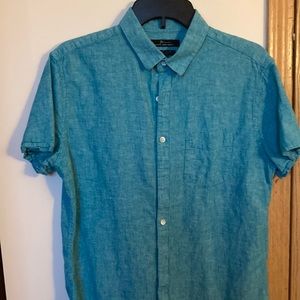 Marc Anthony slim fit Medium sized button up short sleeve shirt